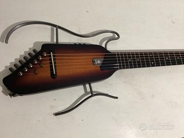 €120 Chitarra DONNER HUSH 1 