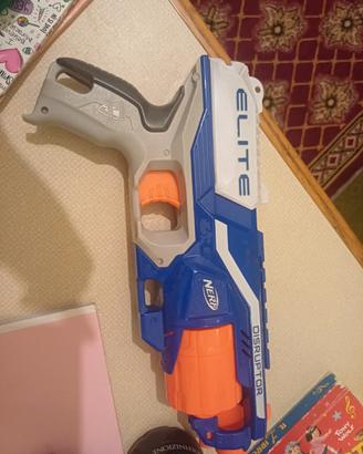 pistola giocattolo