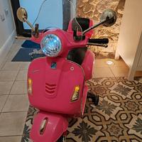 moto vespa elettrica giocattolo bambina