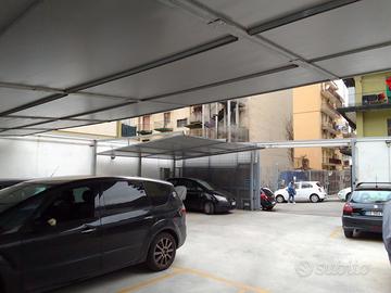 Stalli posti scooter's e moto coperti