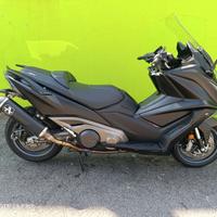 Kymco AK 550