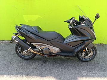 Kymco AK 550
