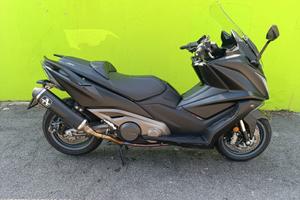 Kymco AK 550