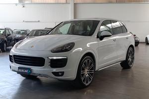 Porsche Cayenne 3.0 Platinum Edition tiptronic