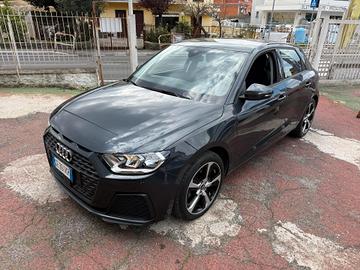 Audi A1 110cv BLOCK SHAFT *AUTOMATICA*