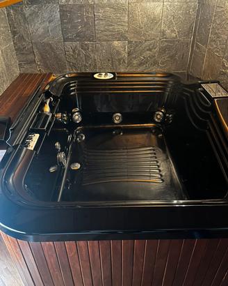 Vasca idromassaggio Jacuzzi Fonte