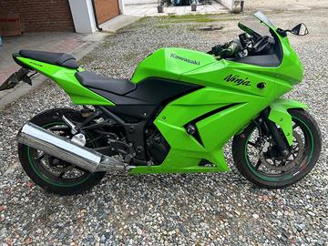 Kawasaki Ninja 250R - 2009