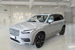 VOLVO XC90 T8 AWD PLUG-IN 7P RECHARGE INSCR. 5 POR