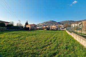 Adiac. C.C. I Platani pianeggiante terreno agricol