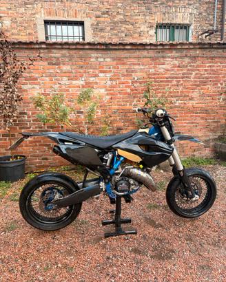 Husqvarna te 125 2t Motard MOTORE RIFATTO