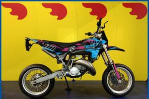 HUSQVARNA SM 125 Finanziabile - Vari colori - 1