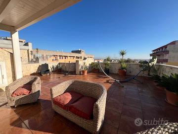 Mesagne attico ristrutturato con terrazzi