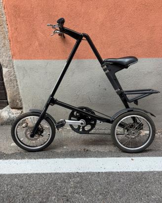 STRIDA: La rivoluzione pieghevole. Addio traffico!