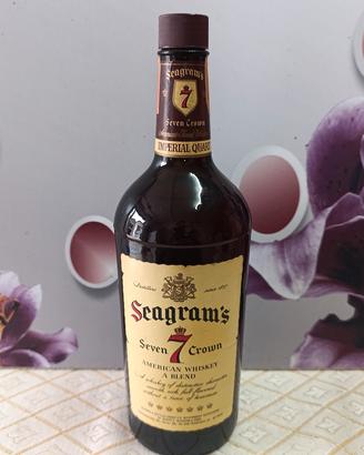 Seagram 7 Crown American Blended Whisky