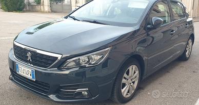 Pegeout 308 1.5 130cv