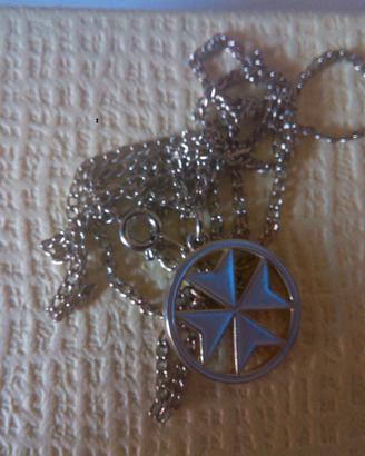 Catenina con croce di Malta
