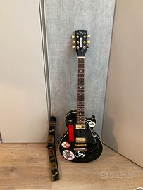 Chitarra elettrica Diamond + tracolla + custodia