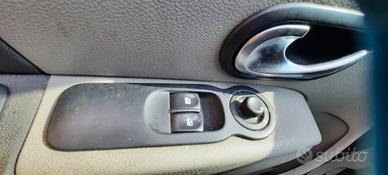 RENAULT MODUS 2005 - PULSANTIERA ALZAVETRO ANTERIO