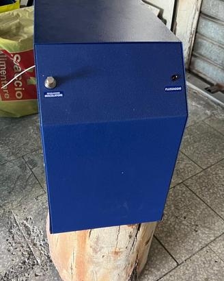 Depuratore d'acqua domestico ad osmosi inversa