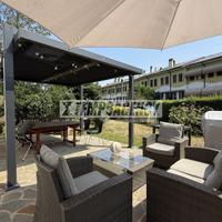 VILLA DI TESTA CON GIARDINO