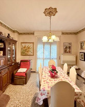 4 LOCALI A GUALTIERI
