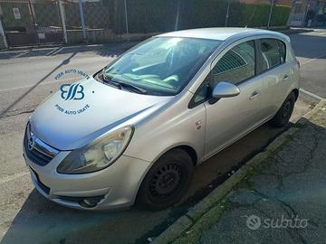 OPEL CORSA - 2011 - Perfetta per Neopatentati