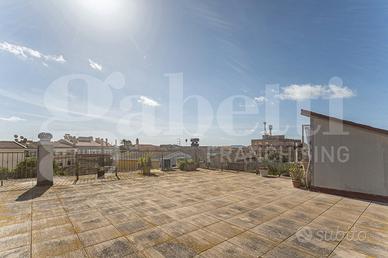 Semindipendente su tre livelli con terrazza