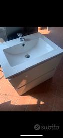 mobile bagno sospeso