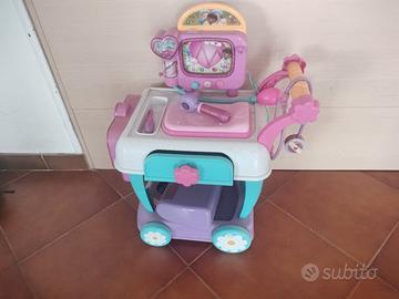 carrello dottoressa peluche 