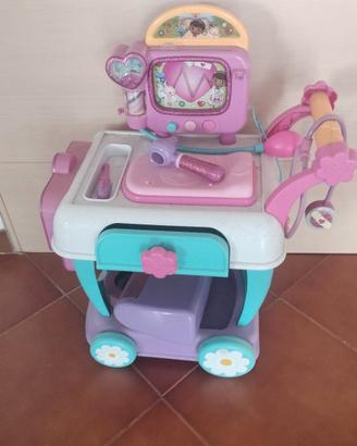 carrello dottoressa peluche 