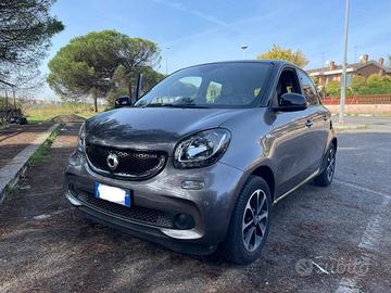Smart forfour W453 benzina