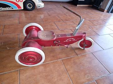 triciclo vogatore vintage 