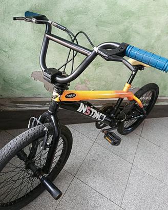 bicicletta bmx