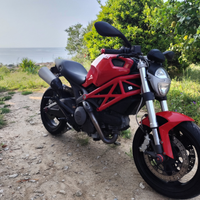 Ducati Monster 696 a2
