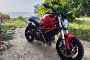 Ducati Monster 696 a2