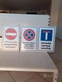 SEGNALETICA VARIA IN ALLUMINIO