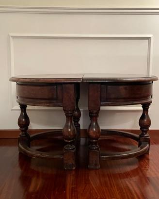 Coppia tavolini demi-lune in legno massello stile