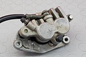 PINZA ANTERIORE YAMAHA YZF 450 2003 2005 YZ-F WRF