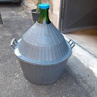 damigiane per liquidi.