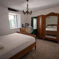 CASA INDIPENDENTE A PIANCOGNO