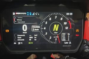 DUCATI MULTISTRADA V4S ROSSA (2022) Travel+Urban.