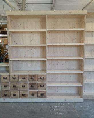 libreria legno vecchio ante cassetti ripiani botti