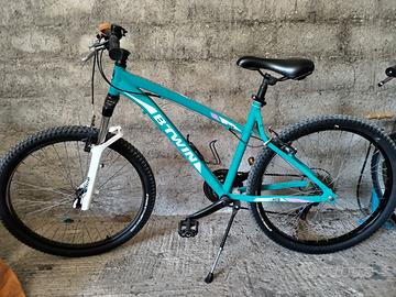 Bicicletta b'twin rockrider 340