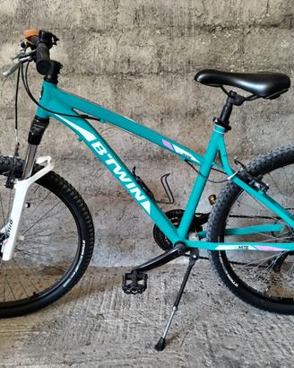 Bicicletta b'twin rockrider 340