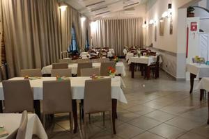 Attività / Licenza di 250 m² con 2 locali a Crema