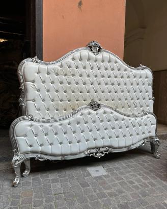 Letto matrimoniale barocco 250€
