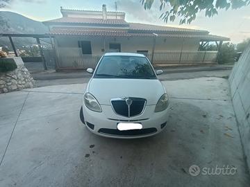 Lancia Ypsilon 1.3 MJT