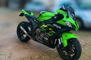 Kawasaki ninja zx10 r 