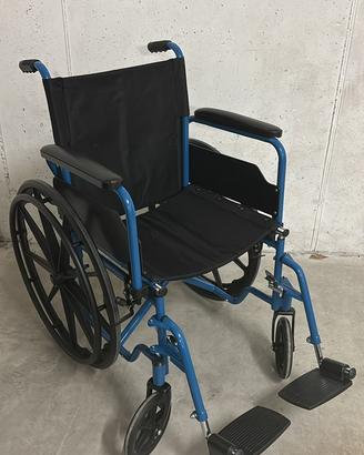 Carrozzina per anziani - Sedia a rotelle