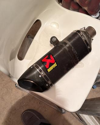 Terminale akrapovic per ktm 390